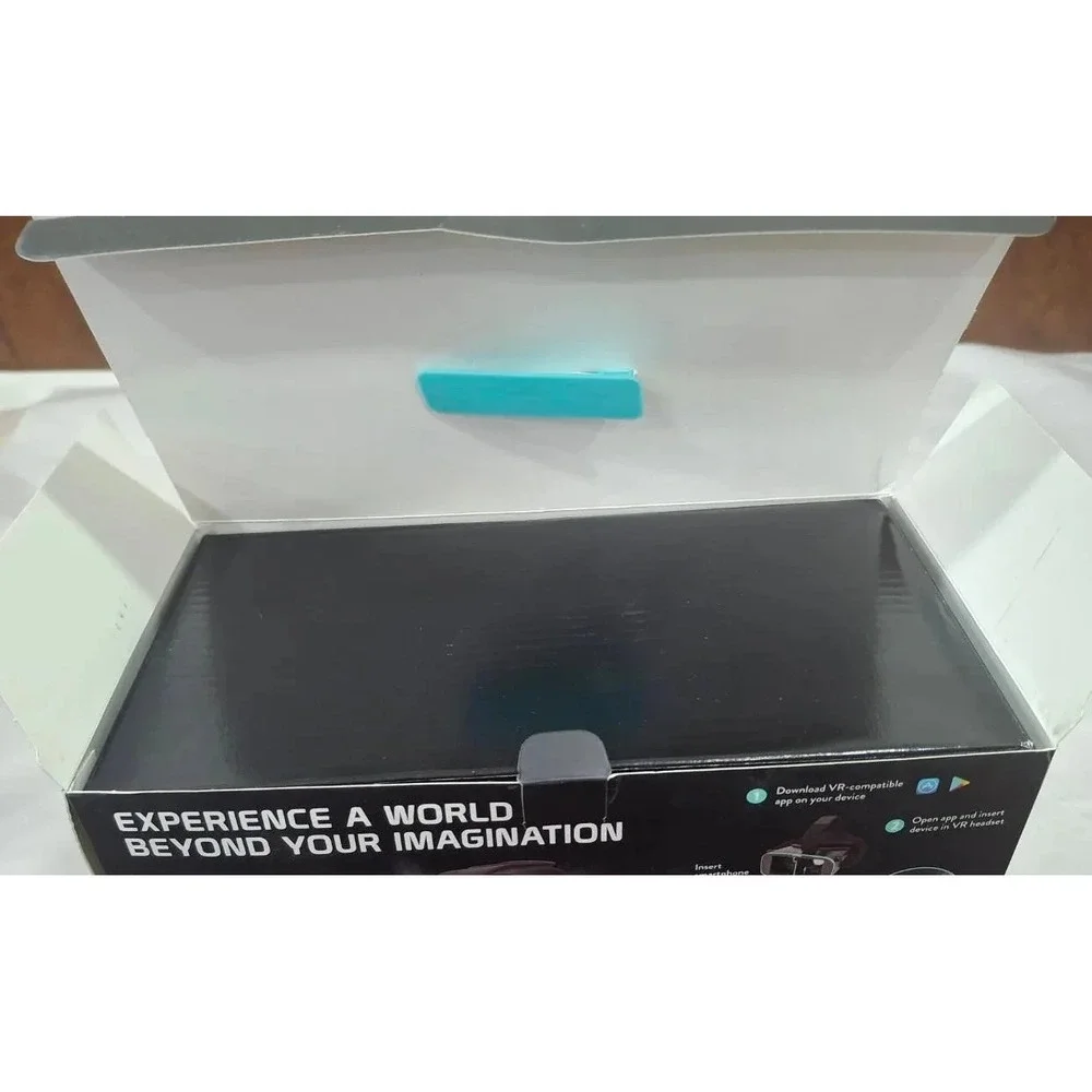 Utopia 360 Virtual Reality 3D Headset + Bluetooth Controller New In Box